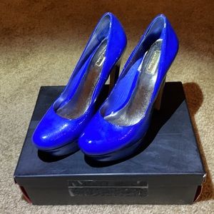 Women's Loud Blue High Heels, Wild Pair Size 8